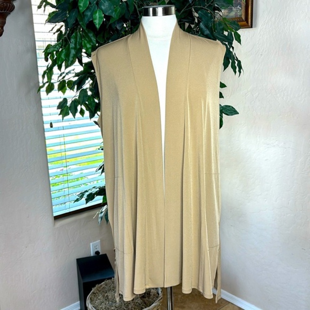 Every Day by Susan Graver Liquid Knit Open Front Vest ~ Riverstone